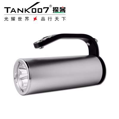 TANK007探客LED強光手電筒的基本結(jié)構(gòu)及性能特點